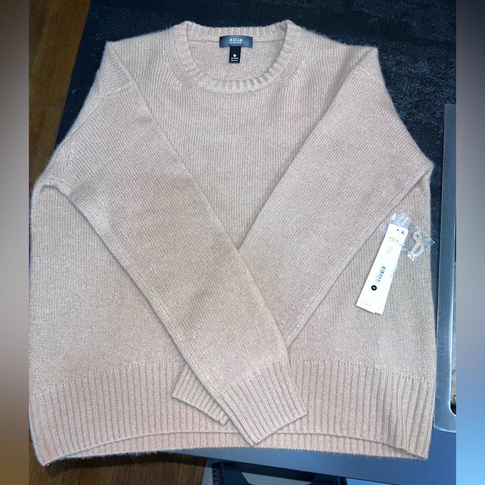 NWT Aqua Cashmere Women's Brown Crew Neck Sweater Medium